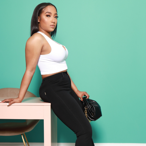 5 Swank A Posh Items For The Spend The Night Bag